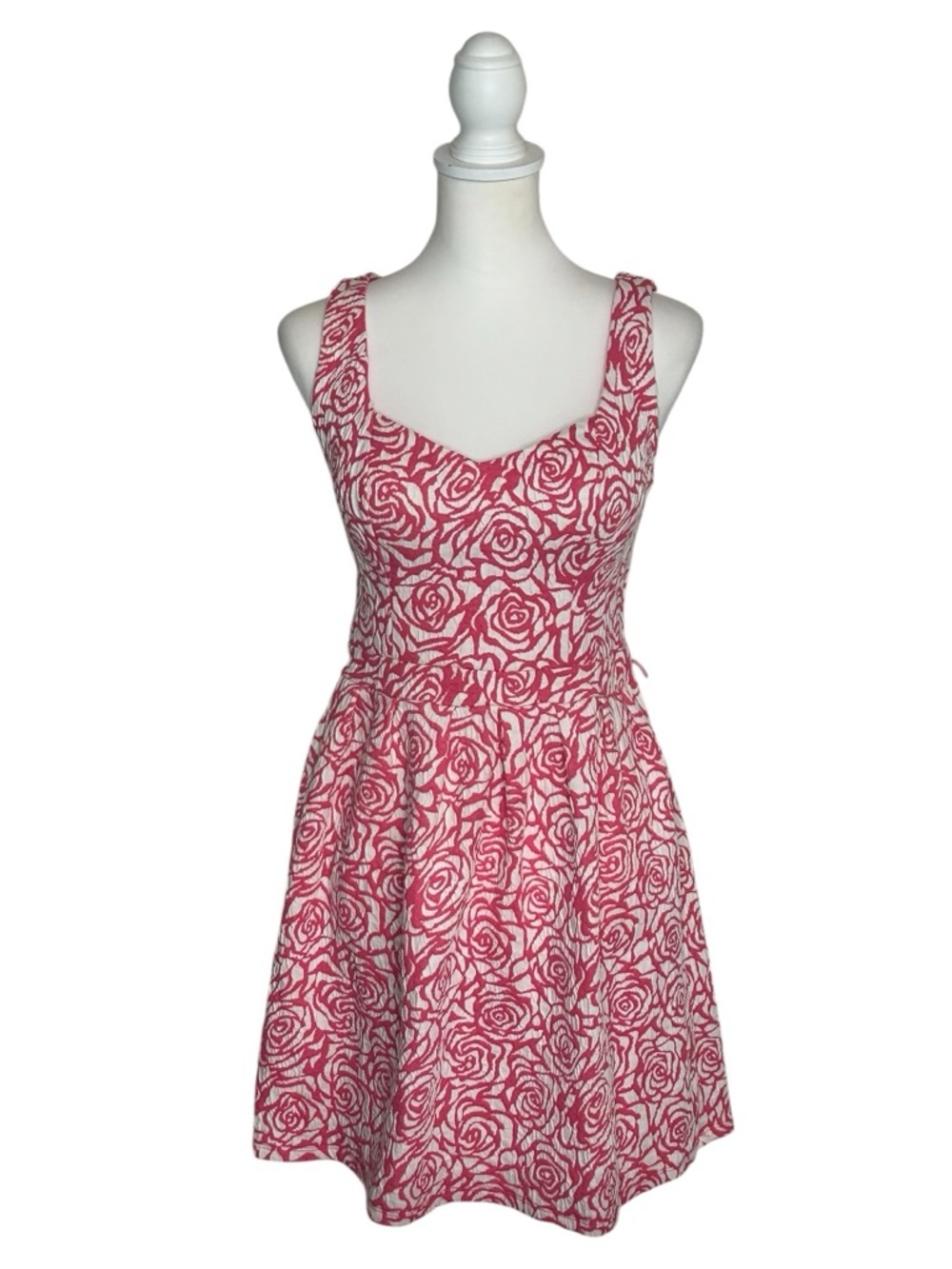 Candies EUC Women’s Floral Rose Jacquard dress Sz M back Heart Cutout Feminine